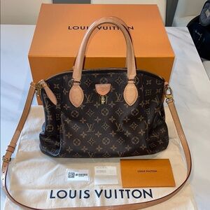 Louis Vuitton Rivoli NV MM Monogram